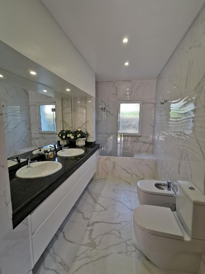 Luxury 3 Bedroom Villa With Private Pool カバナス・デ・タビラ エクステリア 写真